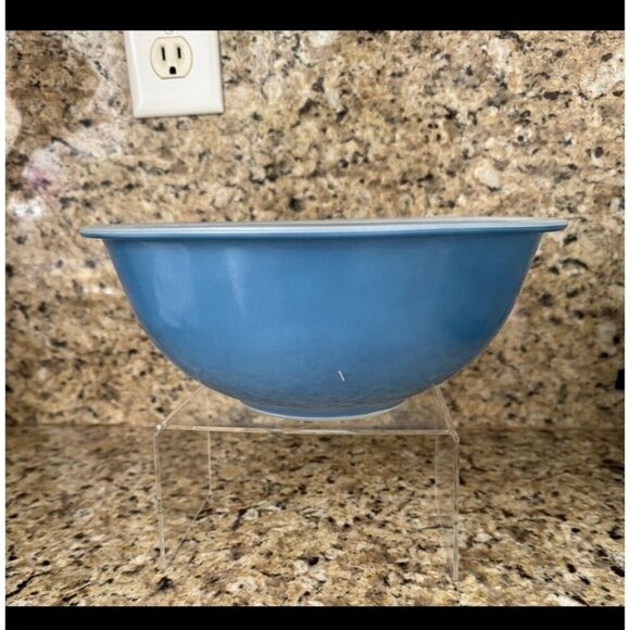 Pyrex Cornflower Blue 2.5L Glass Bowl - Picture 1 of 3